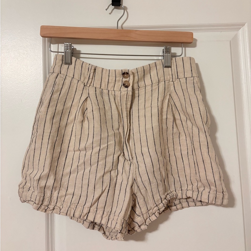 Dynamite Cream Striped High-Waist Shorts
